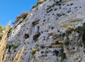 malta/dingli-cliffs/landmark/tomb-of-the-english-lady