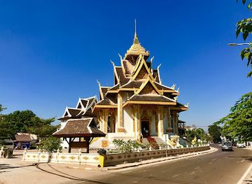laos/vientiane/landmark/vientiane-city-pillar-hor-lak-muang