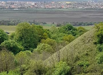 romania/alba/landmark/rapa-rosie