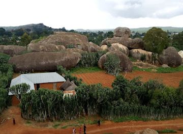nigeria/kurra-falls/landmark/riyom-rock