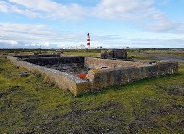 isle-of-man/kirk-michael/landmark/point-of-ayre-lighthouse