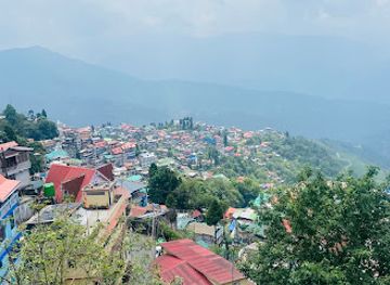 india/darjeeling/landmark/darjeeling-clock-tower