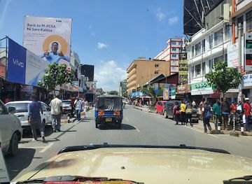 kenya/nakuru/landmark/kenyatta-avenue