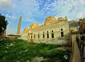 yemen/lahij/landmark/mudhaffar-mosque