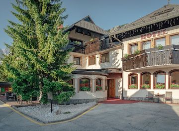 slovenia/kranjska-gora/landmark/hotel-miklic
