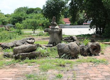 thailand/western-thailand/landmark/wat-maklam
