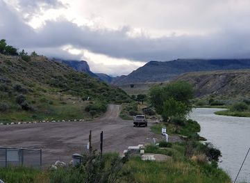 wyoming/cody/landmark/shoshone-riverway-trail-and-boat-access