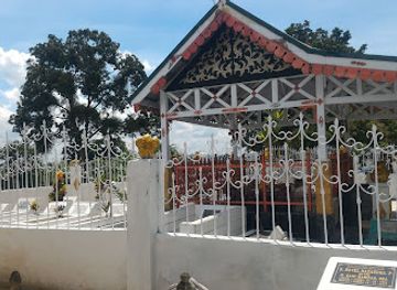 indonesia/jambi/landmark/makam-raja-raja