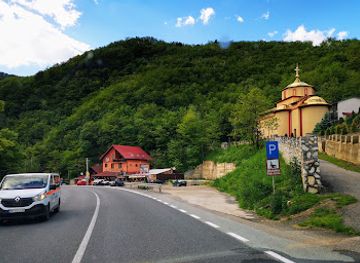 romania/caras-severin/landmark/piatra-scrisa-monastery