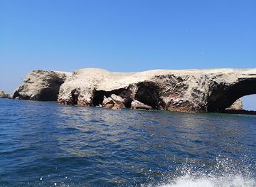 peru/paracas-national-reserve/landmark/paracas-bay