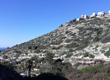 israel/haifa/landmark/bustan-khayat