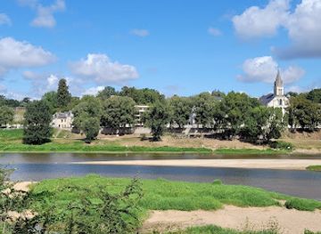 france/tours/landmark/guinguette-de-tours