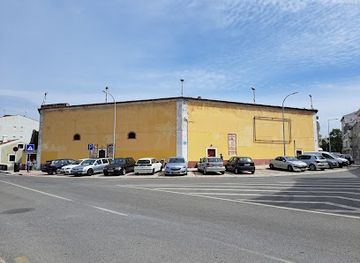 portugal/caldas-da-rainha/landmark/praca-de-touros-caldas-da-rainha