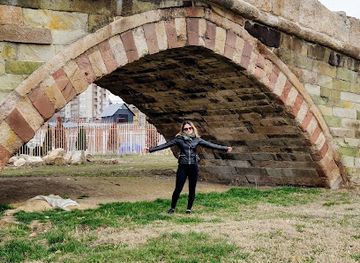 kosovo/podgur/landmark/the-old-stone-bridge