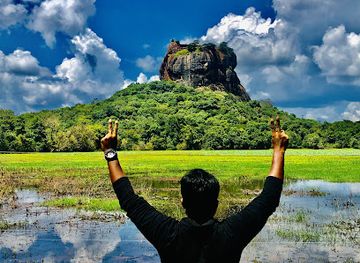 sri-lanka/minneriya-national-park/landmark/sigiri-art-gallery