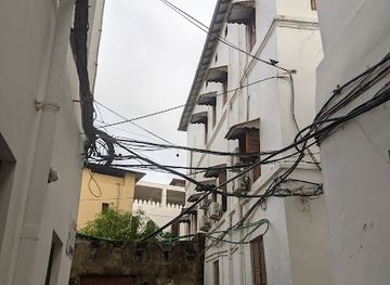 tanzania/stone-town/landmark/mnara-mosque