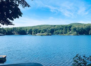 maine/camden/landmark/hosmer-pond