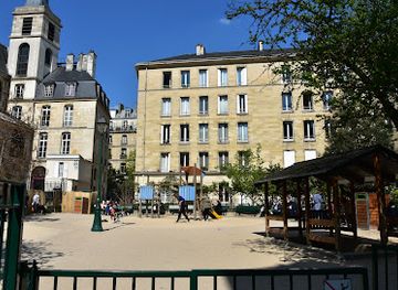 france/paris/le-marais/landmark/square-charles-victor-langlois