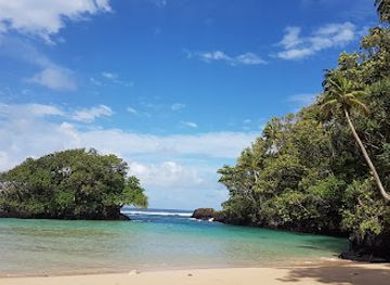 samoa/atua/landmark/vavau-beach-fales