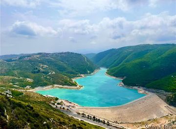 lebanon/batroun-coast/landmark/mseilha-walkway