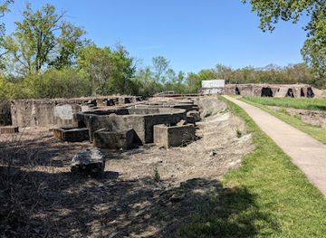 illinois/prairie-state/landmark/joliet-iron-works-historic-site