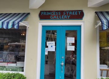 the-bahamas/harbour-island/landmark/princess-street-gallery