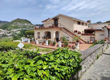 italy/ravello/landmark/caseificio-staiano-di-staiano-biagio-cheese-factory-staiano-ravello
