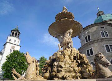 austria/salzburg/landmark/residenzbrunnen