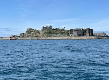 japan/shima/landmark/gunkanjima