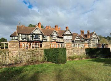 united-kingdom/west-midlands/landmark/national-trust-wightwick-manor-and-gardens
