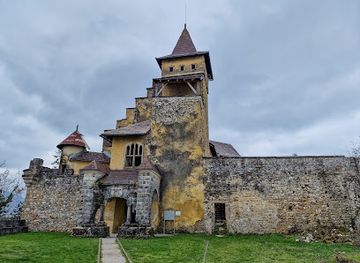 bosnia-and-herzegovina/una-sana-canton/landmark/ostrozac-castle