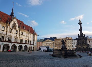 czechia/olomouc/landmark/sloup-nejsvetejsi-trojice