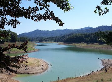 azerbaijan/lankaran-region/landmark/khanbulan-reservoir