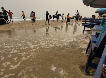 ghana/accra/osu/landmark/osu-beach