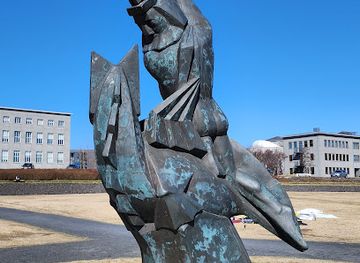 iceland/southern-region/landmark/samundur-a-selnum