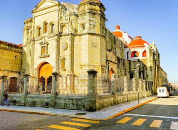mexico/oaxaca/landmark/templo-de-la-compania-de-jesus-oaxaca