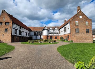 united-kingdom/east-midlands/landmark/gainsborough-old-hall