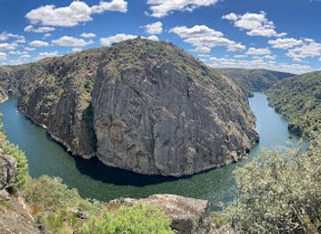portugal/tras-os-montes/landmark/castrilhouco-viewpoint