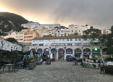 gibraltar/casemates-square/landmark/felipe-gibraltar