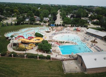 wisconsin/oshkosh/landmark/pollock-community-water-park