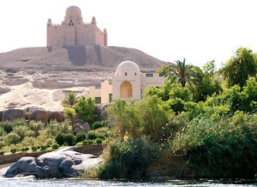 egypt/aswan/landmark/aga-khan-mausoleum