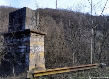 romania/hunedoara/landmark/fostul-apeduct