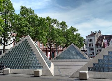 switzerland/basel/landmark/historisches-museum-basel-haus-zum-kirschgarten