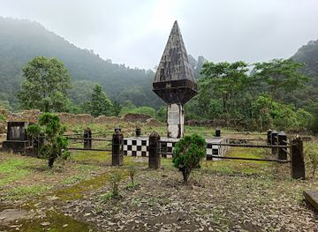 bhutan/dagana/landmark/buxa-fort