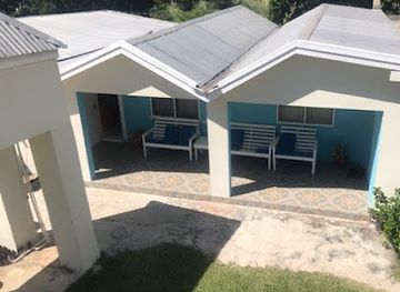 jamaica/treasure-beach/landmark/shakespeare-cottage