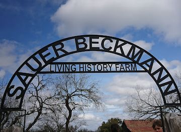 texas/south-texas/landmark/lyndon-b-johnson-state-park-historic-site