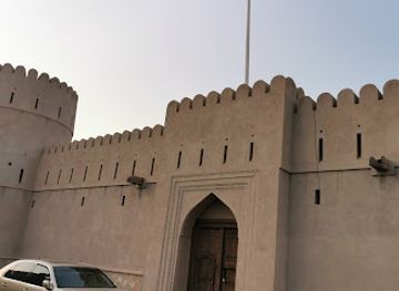 oman/musandam-governorate/landmark/al-kamazra-castle