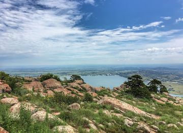 oklahoma/cross-timbers/landmark/mt-scott