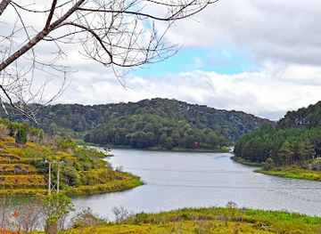 vietnam/dalat/tuyen-lam-lake/landmark/tuyen-lam-lake-viewpoint