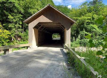 vermont/orange-county/landmark/brown-covered-bridge